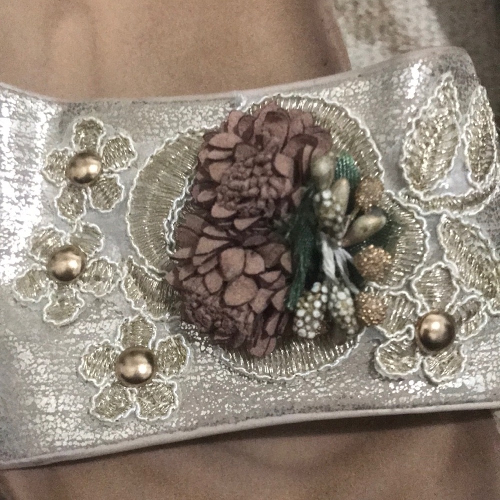 ⭐️Nature Breeze , golden size 38